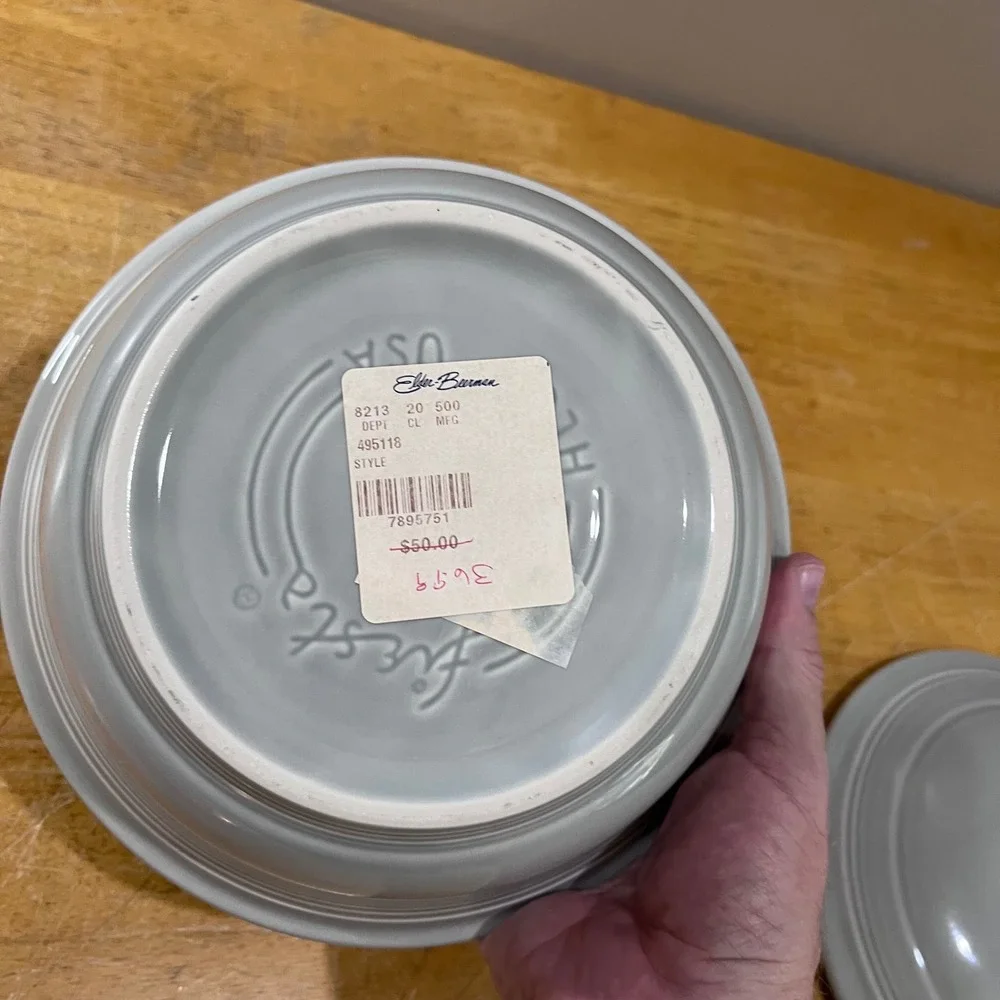 Fiesta Pearl‎ Gray Covered Casserole Dish Round Ceramic Serving Bowl Vtg Style